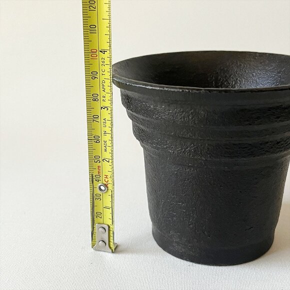 Le Cuistot Cast Iron Mortar and Pestle - Picture 3 of 5